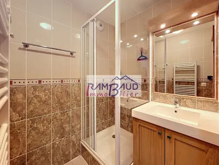 F4 Duplex 8 Pers - WiFi - Parking - Piscine, Appartement 8 personnes à Valloire - Photo 8