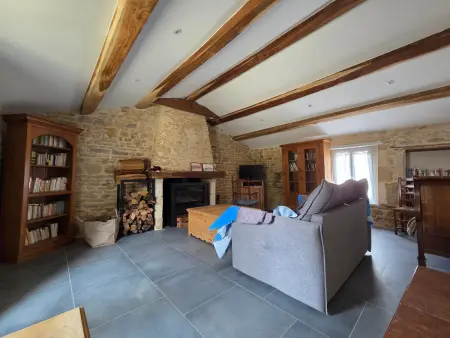 Maison familiale au centre du bourg, animaux sur demande - Photo 1