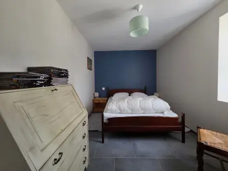 Maison familiale au centre du bourg, animaux sur demande - Photo 8