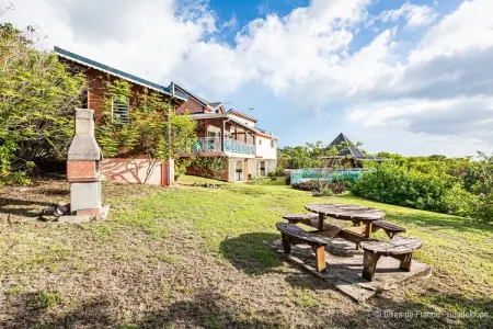 Complexe entier-Résidence-Villa-Salle de Bain amenagée-Vue mer, Villa en Guadeloupe avec piscine extérieure - Photo 36