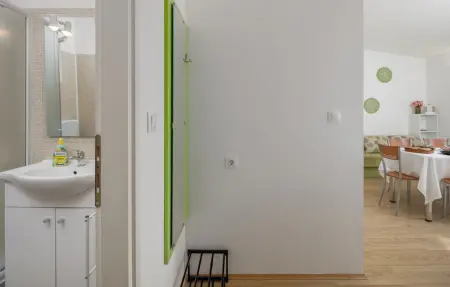 Maison 6 personnes à Tinjan - Photo 11