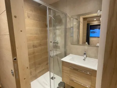 Chalet de standing 12 personnes à Nancroix, avec WIFI et parking privé - Photo 8