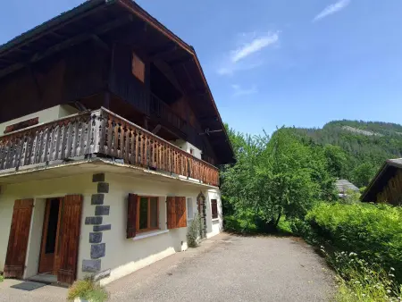 Chalet Authentique 8p, La Clusaz, Parking, Proche Pistes - Photo 1