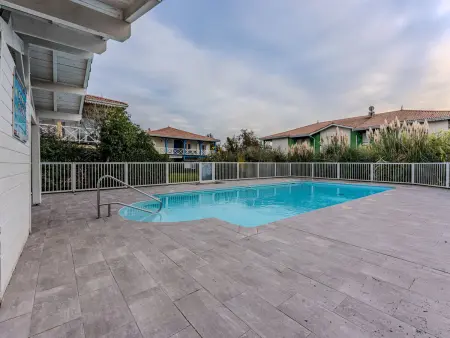 Appartement charmant avec piscine au 1er étage, proche centre et lac, 4 personnes - Photo 3