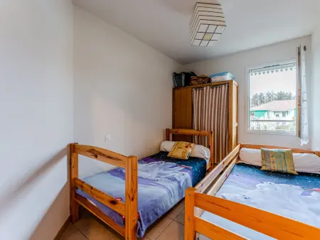 Appartement charmant avec piscine au 1er étage, proche centre et lac, 4 personnes - Photo 7
