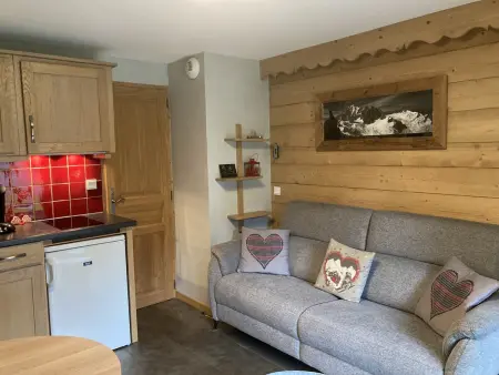 3 pièces rénovées - 2 chambres jusqu’à 5 pers. avec terrasse sud et garage - 500m centre - Photo 5