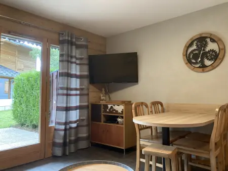 3 pièces rénovées - 2 chambres jusqu’à 5 pers. avec terrasse sud et garage - 500m centre - Photo 7