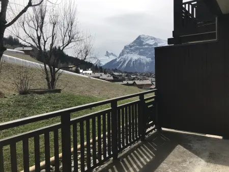 Appartement 2 pièces au pied de la télécabine avec animaux admis et parking - Photo 18