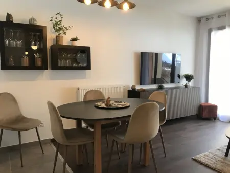 Appartement neuf 3 chambres avec jardin et parking à Arâches-la-Frasse - Photo 5