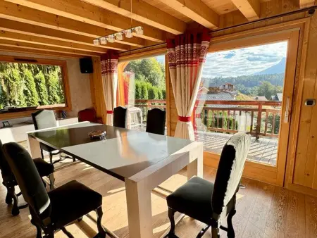 Chalet de Standing 5 Chambres avec Jacuzzi et Parking - Photo 2