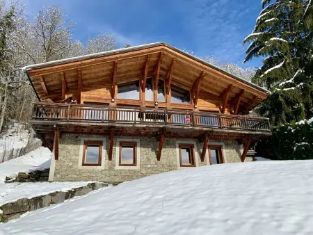 Chalet de Standing 5 Chambres avec Jacuzzi et Parking - Photo 3