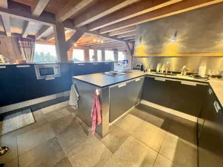 Chalet de Standing 5 Chambres avec Jacuzzi et Parking - Photo 5