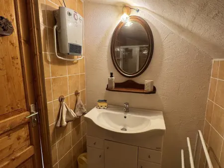 Appartement de charme dans chalet rénové - Animaux et parking - Photo 15