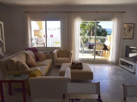 Belle maison 4 chambres avec piscine commune à Dénia, proche plage - Photo 14