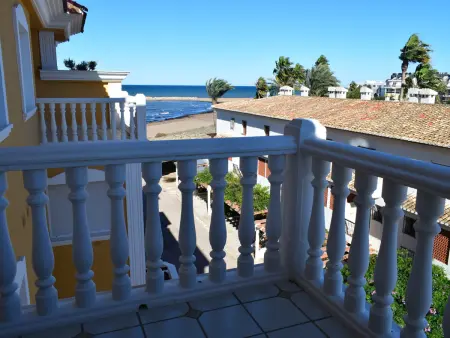 Belle maison 4 chambres avec piscine commune à Dénia, proche plage - Photo 24
