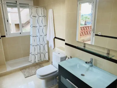 Appartement lumineux 3 chambres à Oliva proche plage - Photo 12