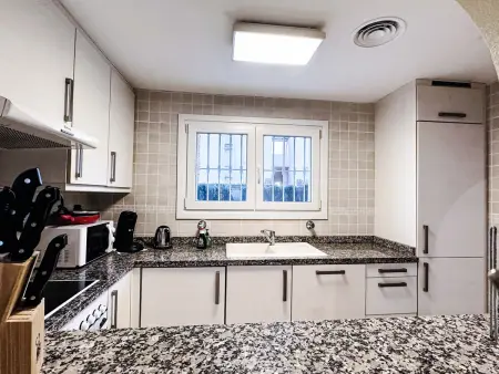 Chambre avec vue mer - Climatisez & Wi-Fi - Pour 6 personnes - Photo 11