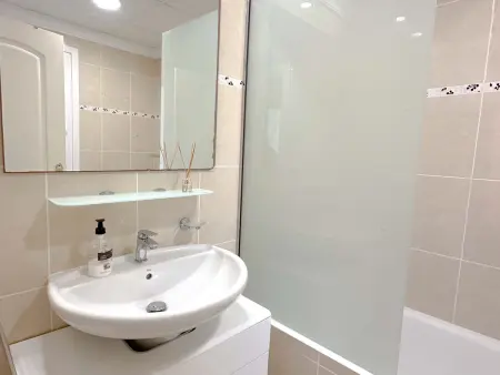 Chambre avec vue mer - Climatisez & Wi-Fi - Pour 6 personnes - Photo 23