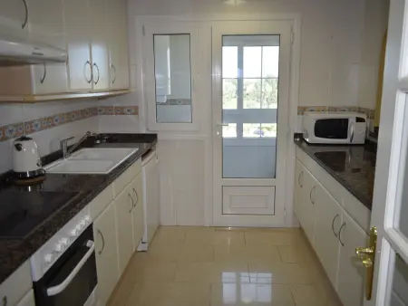 Appartement spacieux 3 chambres avec solarium privé et piscine à Oliva Nova - Photo 13
