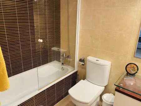 Appartement romantique à Oliva avec piscine commune et parking - Photo 17