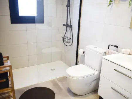 Appartement moderne à Oliva, 2 chambres, piscine et parking - Photo 15