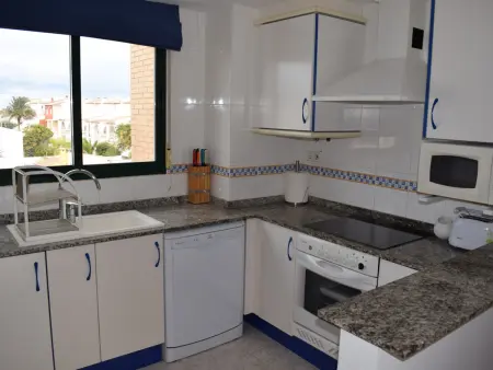 Charmante maison à 25m de la plage avec piscine commune, idéale pour 4 personnes à Oliva - Photo 9