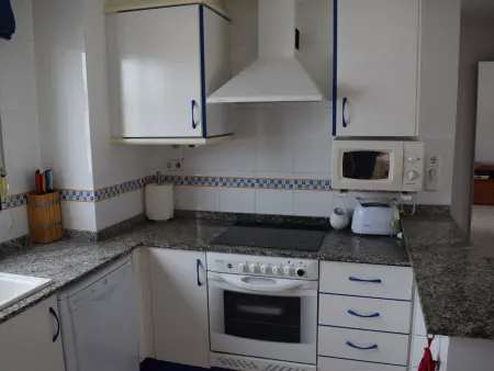 Charmante maison à 25m de la plage avec piscine commune, idéale pour 4 personnes à Oliva - Photo 10