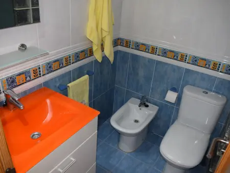Charmante maison à 25m de la plage avec piscine commune, idéale pour 4 personnes à Oliva - Photo 11