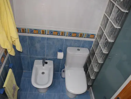 Charmante maison à 25m de la plage avec piscine commune, idéale pour 4 personnes à Oliva - Photo 12