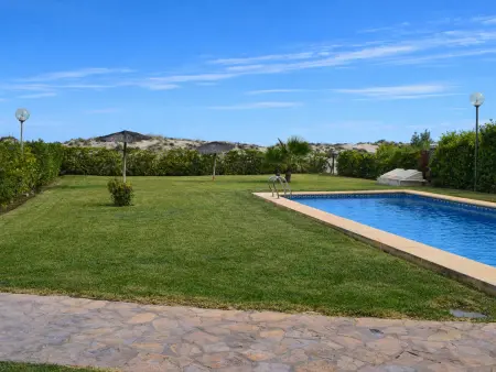Charmante maison à 25m de la plage avec piscine commune, idéale pour 4 personnes à Oliva - Photo 20