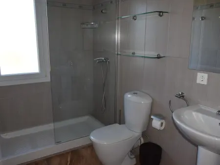 Chalet exclusif à Oliva Nova, jusqu'à 8 personnes, piscine privée - Photo 27