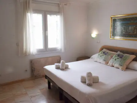 Chalet Luxueux à Oliva Nova Golf avec Jardin et Confort Moderne - Photo 12