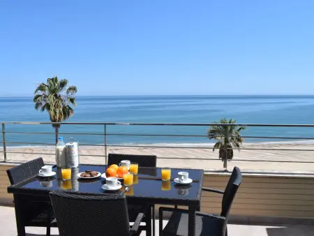 Appartement moderne en bord de mer à Denia avec piscine - Photo 1