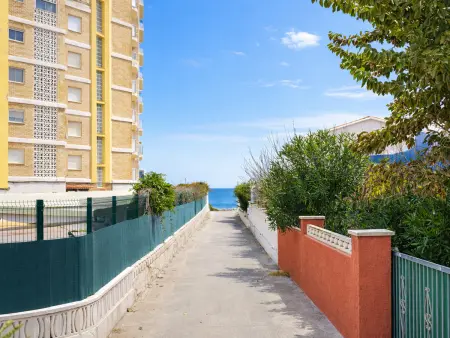 Appartement moderne à Denia, proche plage, 6 personnes, piscine collective - Photo 32