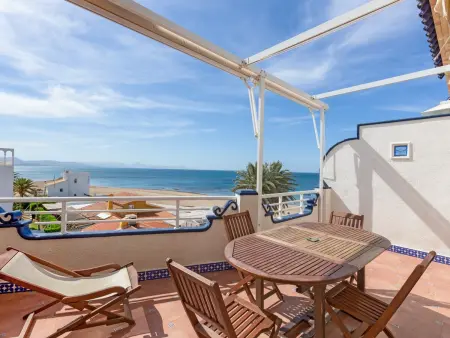Penthouse moderne à Denia proche plage, piscine commune - Photo 1