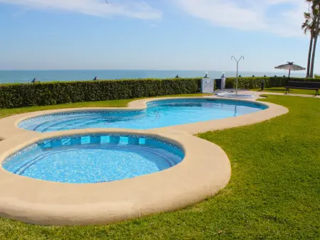 Penthouse moderne à Denia proche plage, piscine commune - Photo 4