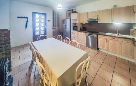 GRANDE MAISON DE VILLAGE, Maison 8 personnes à Thézan les Béziers - Photo 3