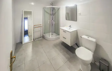 GRANDE MAISON DE VILLAGE, Maison 8 personnes à Thézan les Béziers - Photo 21