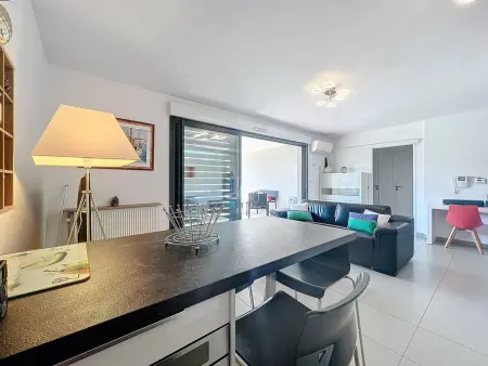 Superbe T2 moderne avec terrasse, climatisation et parking à La Ciotat - Photo 6