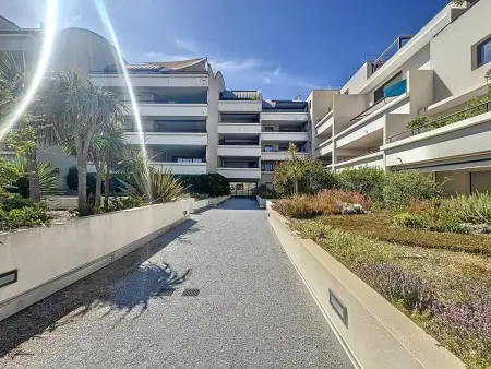 Superbe T2 moderne avec terrasse, climatisation et parking à La Ciotat - Photo 20