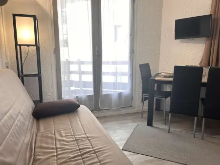 Studio cabine pour 3 personnes à Risoul 1850, proche commodités - Photo 1