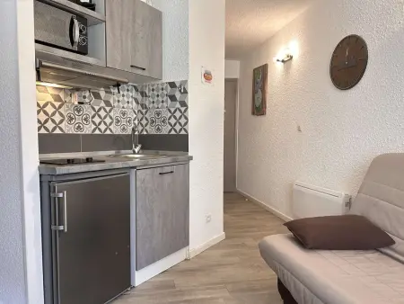 Studio cabine pour 3 personnes à Risoul 1850, proche commodités - Photo 5