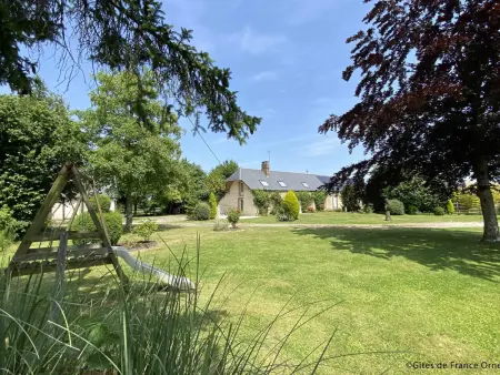 Longère spacieuse avec jardin à Saint-Evroult, animaux admis sur demande - Photo 4