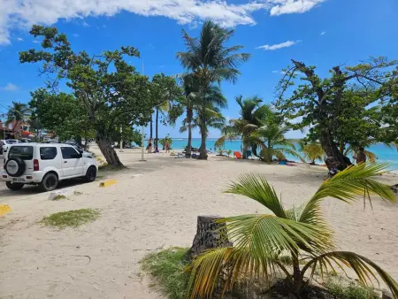 Appartement spacieux avec vue sur mer à Sainte-Anne - Photo 10