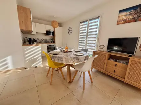 T3 climatisé avec Wi-Fi en rez-de-jardin - Bormes-les-Mimosas - Photo 4