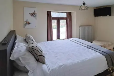 Au Coeur d'Alle - Double Room with Large Double Bed - Photo 14