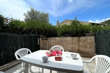 Résidence Cigaloun, Appartement à Gréoux-les-Bains près du spa - Photo 7