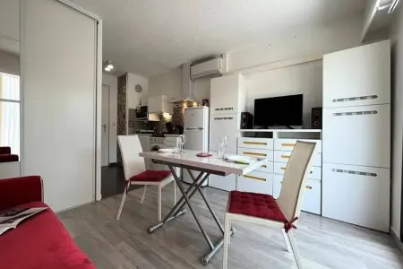 Résidence Cigaloun, Appartement à Gréoux-les-Bains près du spa - Photo 9