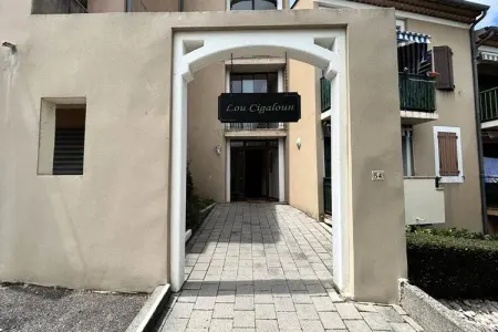 Résidence Cigaloun, Appartement à Gréoux-les-Bains près du spa - Photo 17