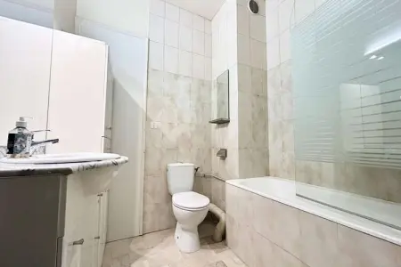 Résidence Flore, Appartement en Provence près des thermes - Photo 3